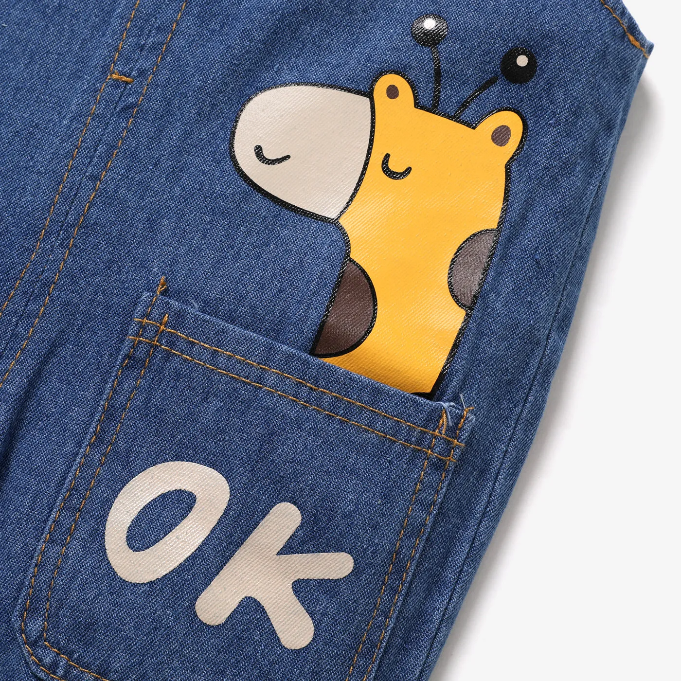 2pcs Baby Boy/Girl 95% Cotton Short-sleeve Striped Tee and Cartoon Giraffe Print Denim Overalls Shorts Set
