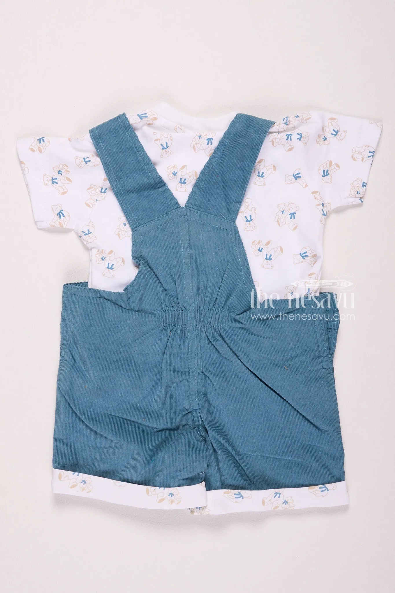 Adorable Bear-Themed Baby Romper Set