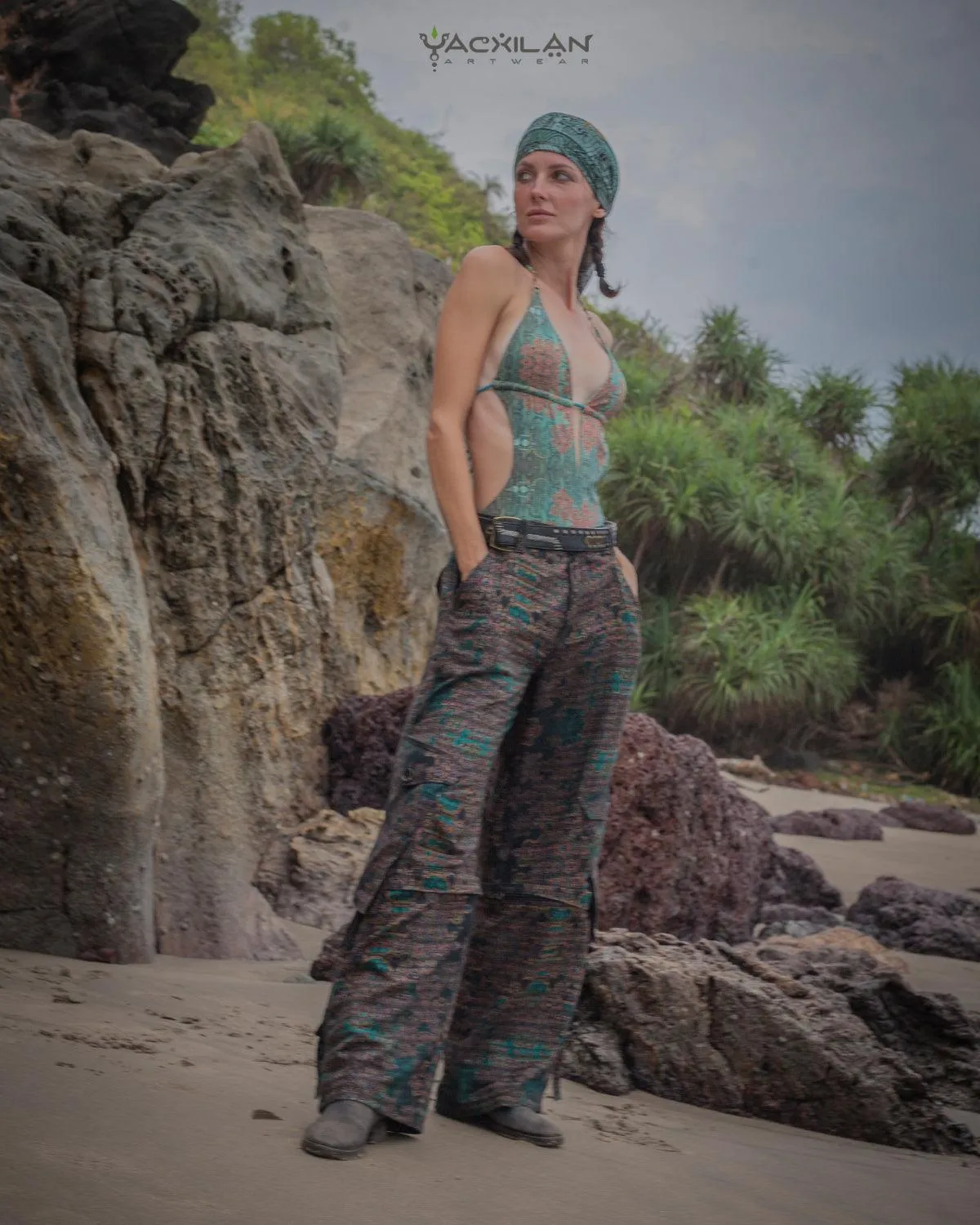 Baggy Pants Woman -  Checkers ATLANTHEON