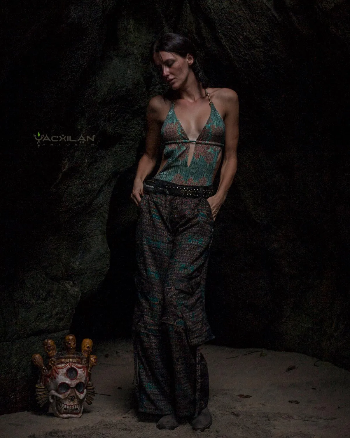 Baggy Pants Woman -  Checkers ATLANTHEON