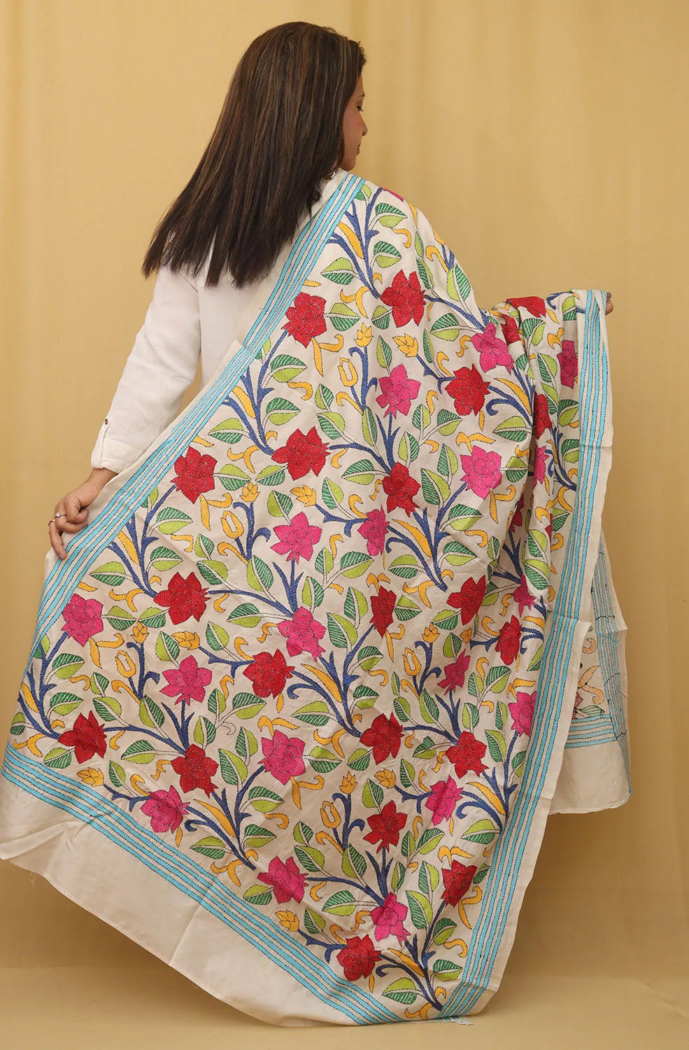 Exquisite Off White Kantha Silk Dupatta with Hand Embroidery
