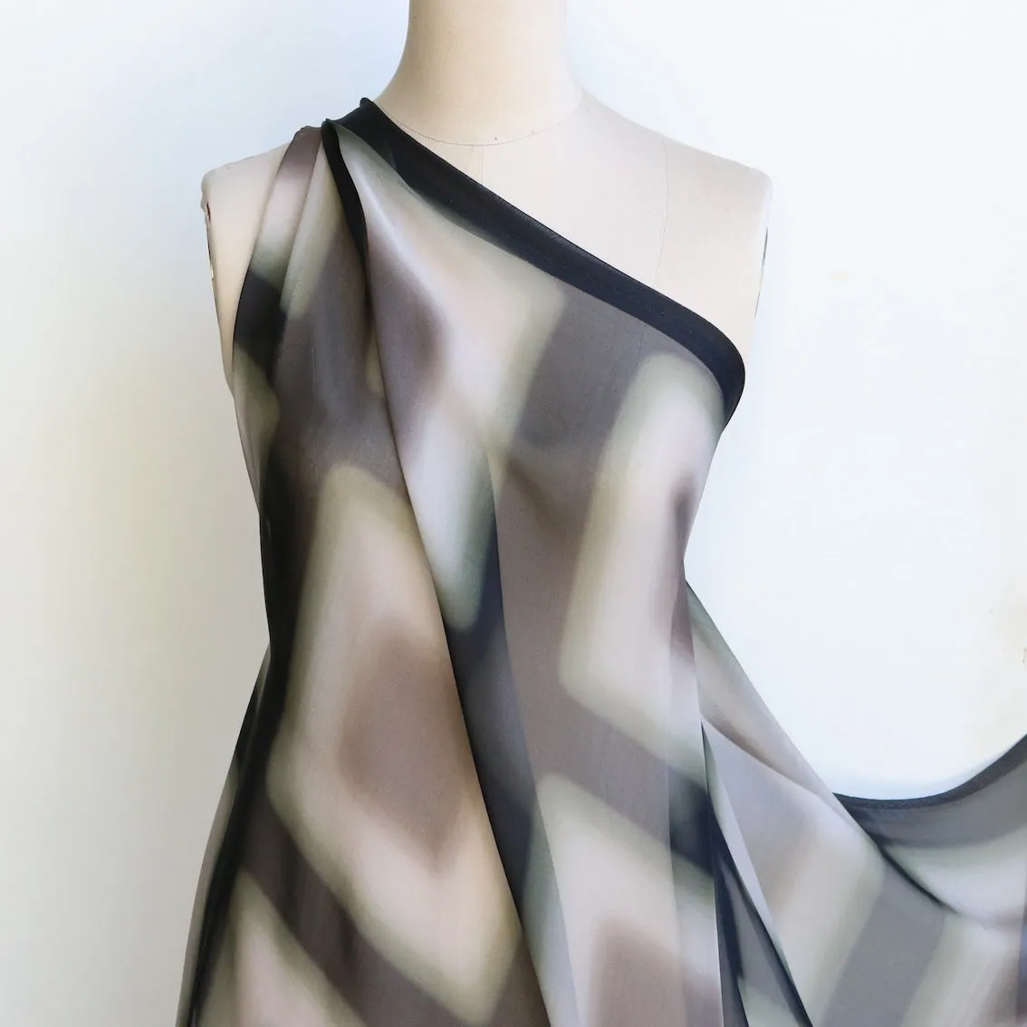 Ombre Check Nero Silk Georgette