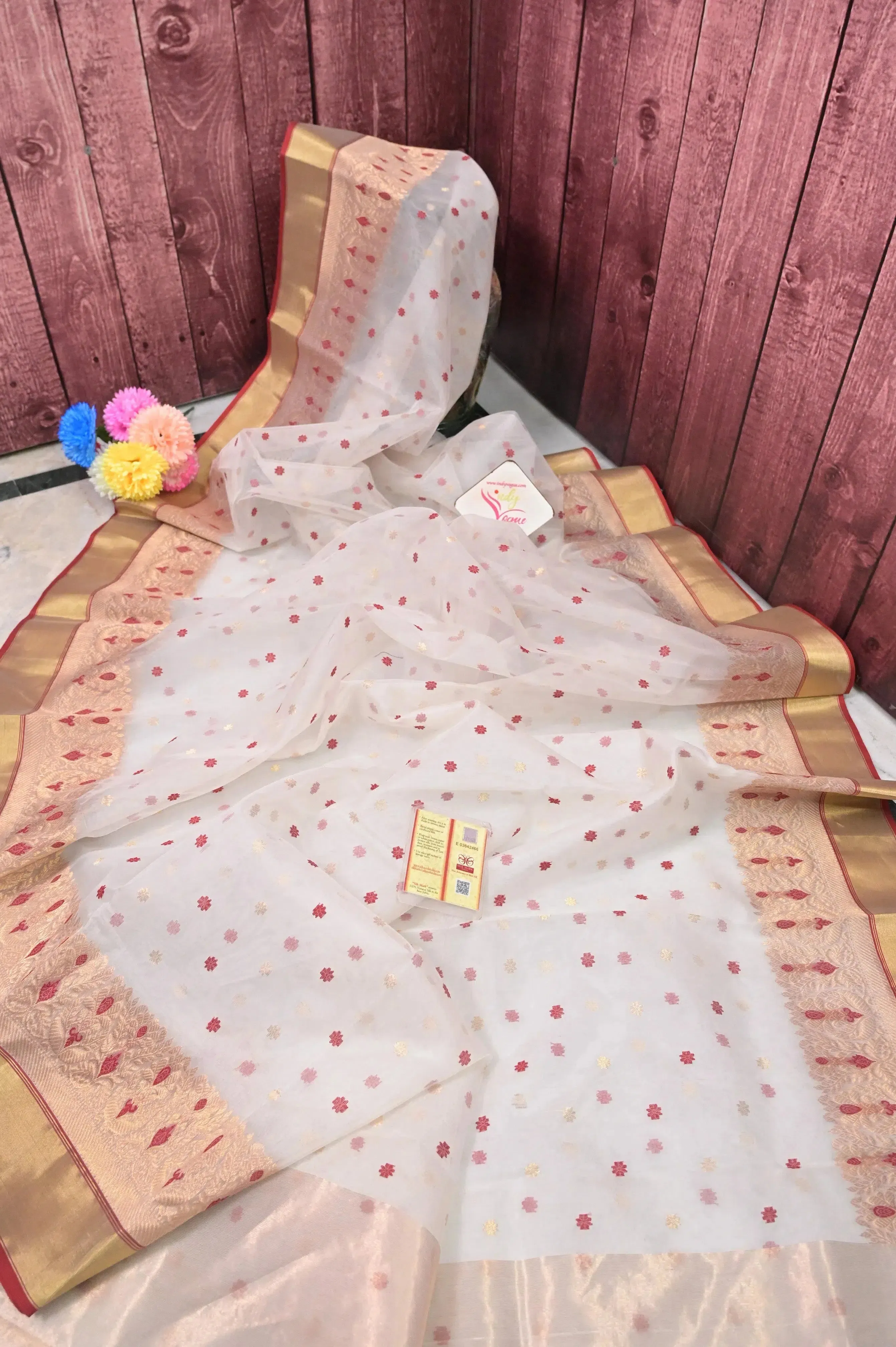 Timeless Off White Pure Chanderi Banarasi Saree with Double Meenakari Border